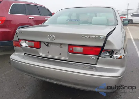 1997 Toyota Camry Le V6 z USA, uszkodzony, nr VIN 4T1BF22K4VU013492